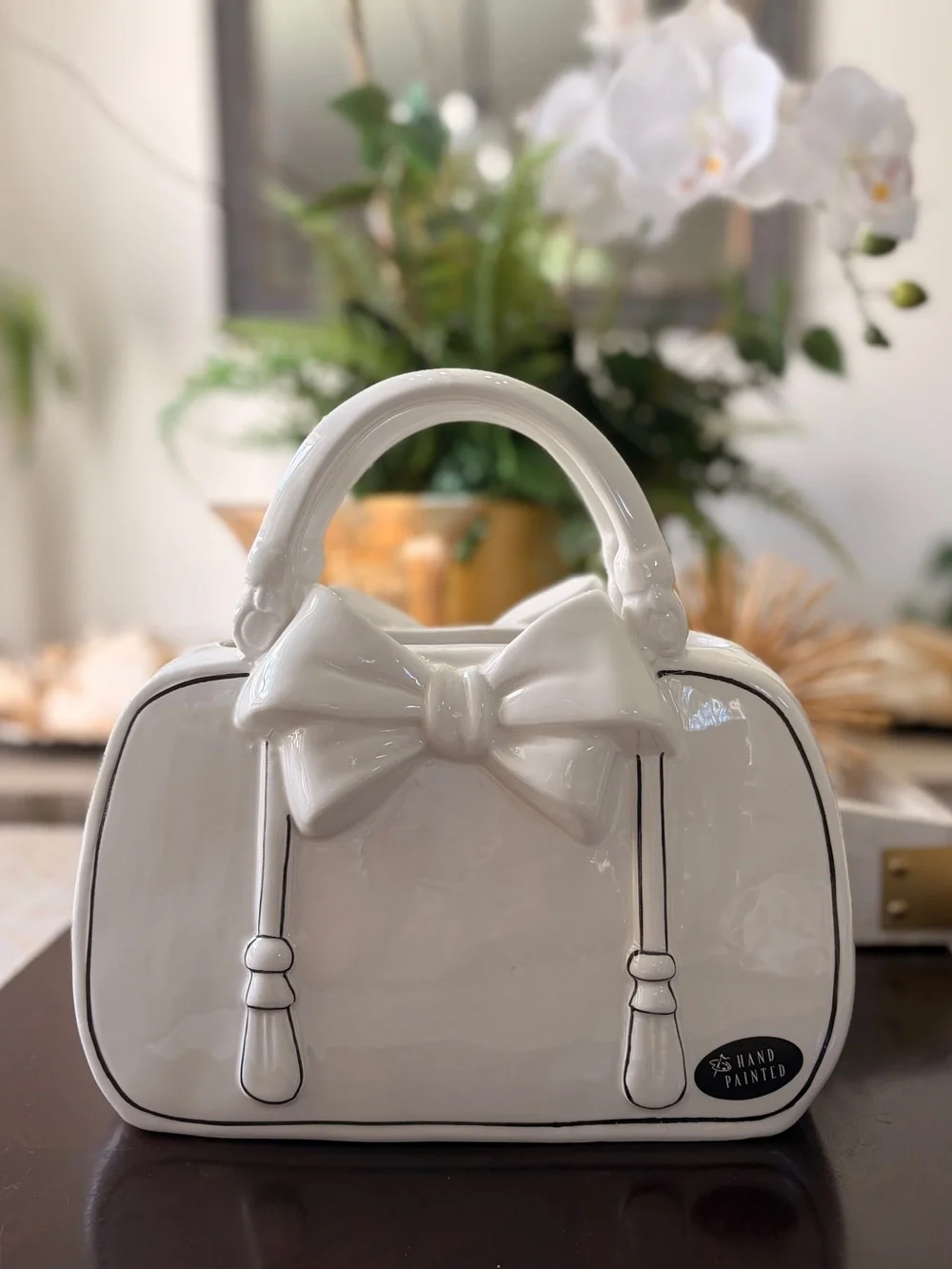 LAST ONE!!Hand-Painted Ceramic Bow Accent White Women's Bag Décor-Large 10”x 10” - Picture 4 of 9